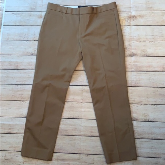 Banana Republic Pants - Banana Republic Sloan fit pants Sz  8P Brown